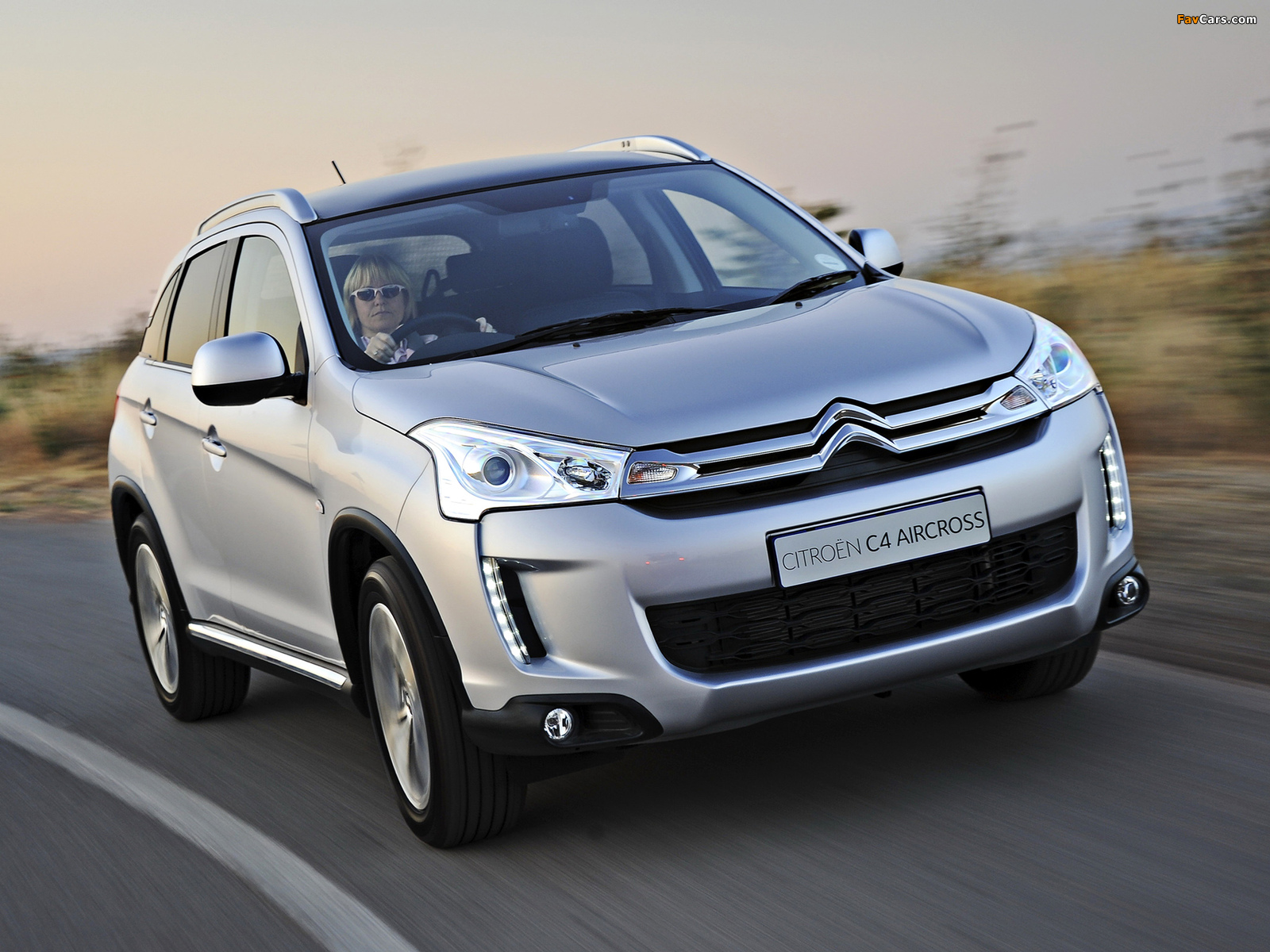 Pictures of Citroën C4 AirCross ZA-spec 2012 (1600 x 1200)