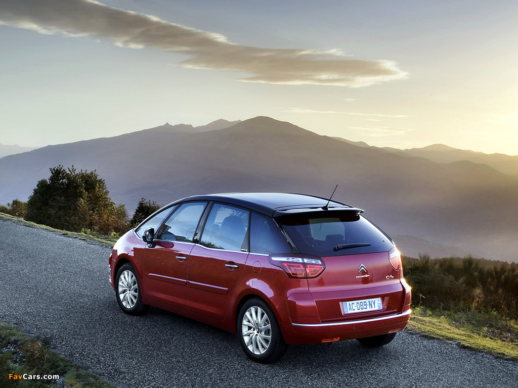 Citroën C4 Picasso 2010 wallpapers (1024 x 768)