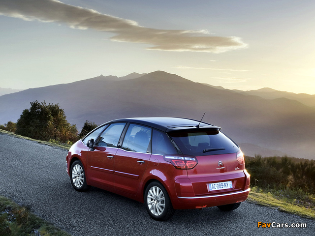 Citroën C4 Picasso 2010 wallpapers (640 x 480)