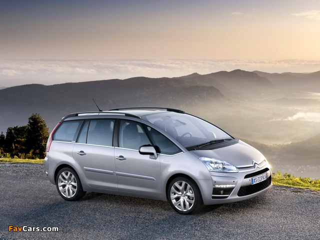 Citroën Grand C4 Picasso 2010–13 wallpapers (640 x 480)