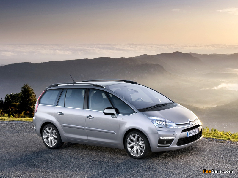 Citroën Grand C4 Picasso 2010–13 wallpapers (800 x 600)