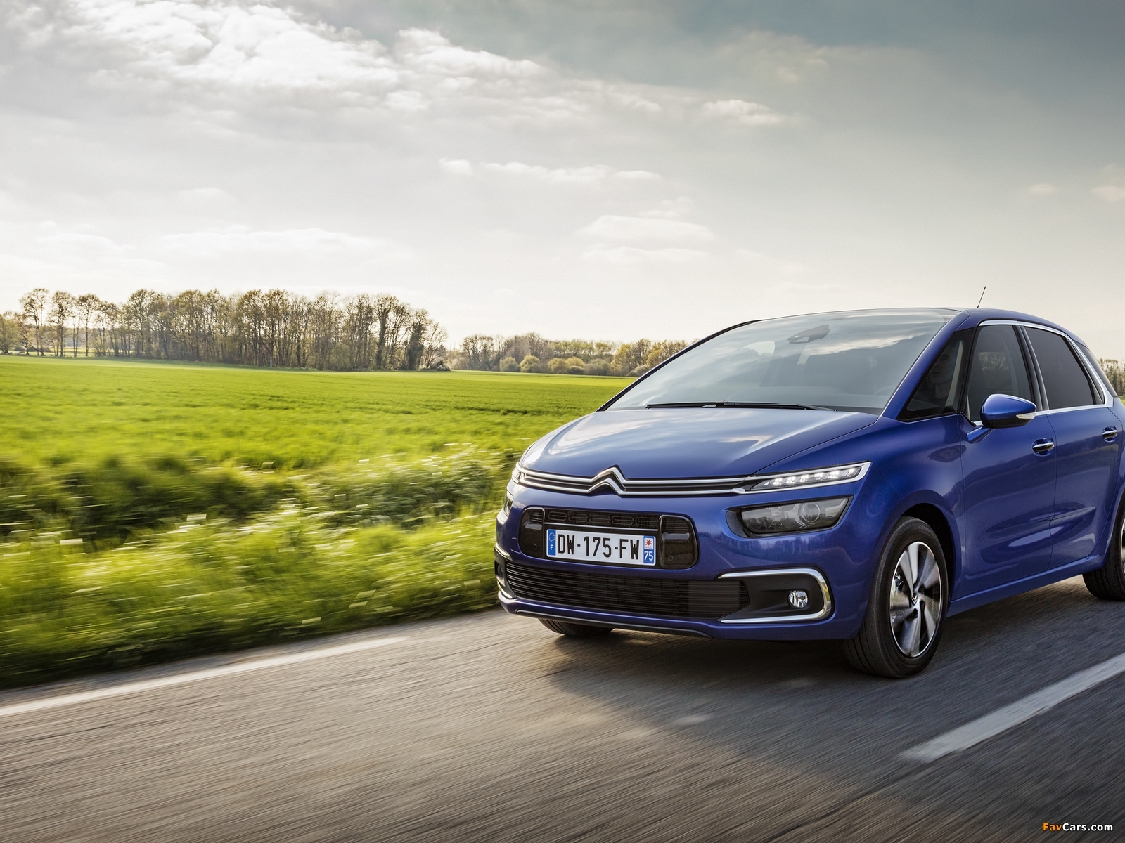 Citroën C4 Picasso 2016 wallpapers (1600 x 1200)
