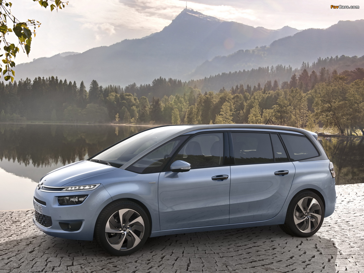 Photos of Citroën Grand C4 Picasso 2013 (1280 x 960)