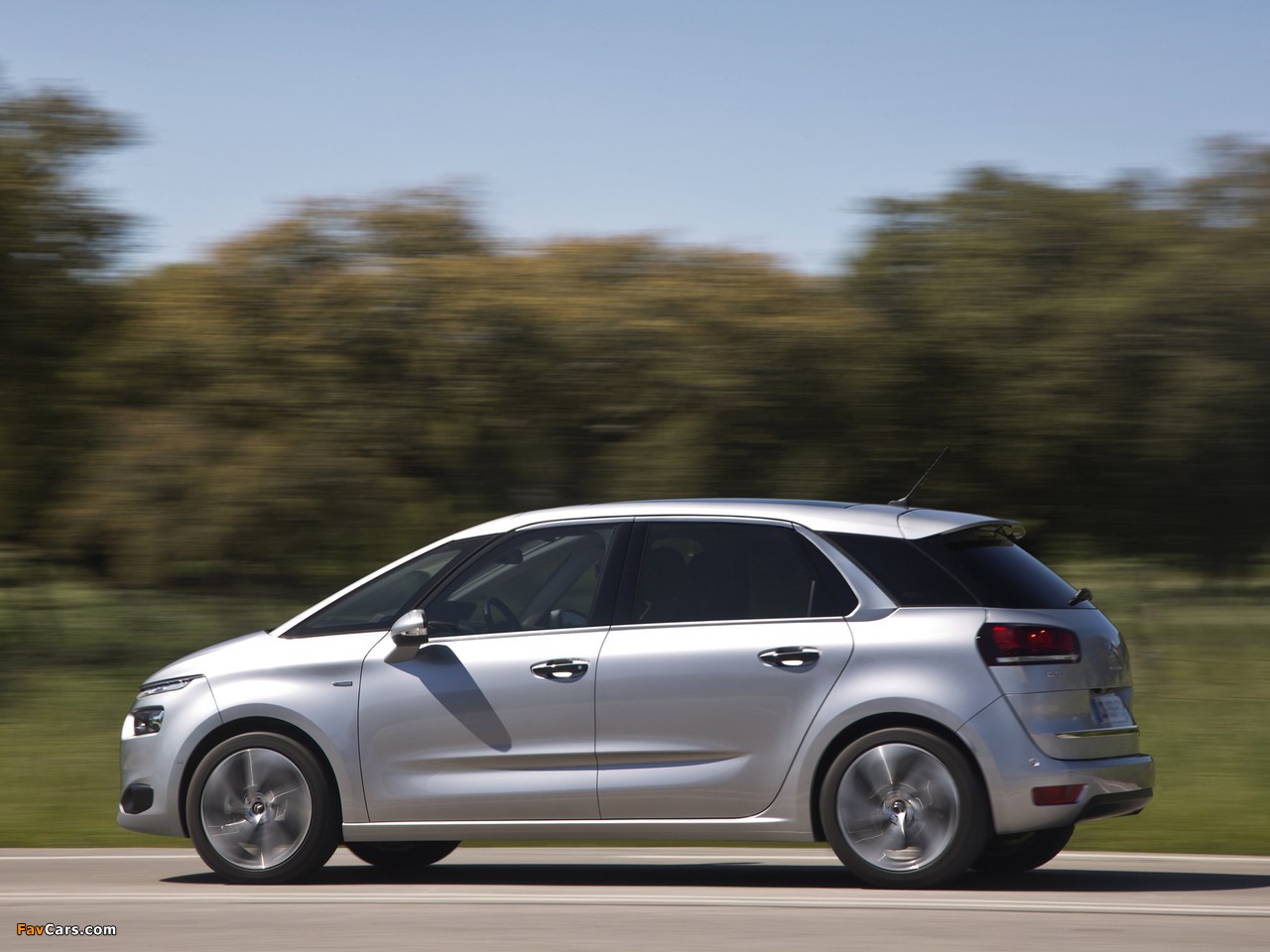 Citroën C4 Picasso 2013 wallpapers (1280 x 960)