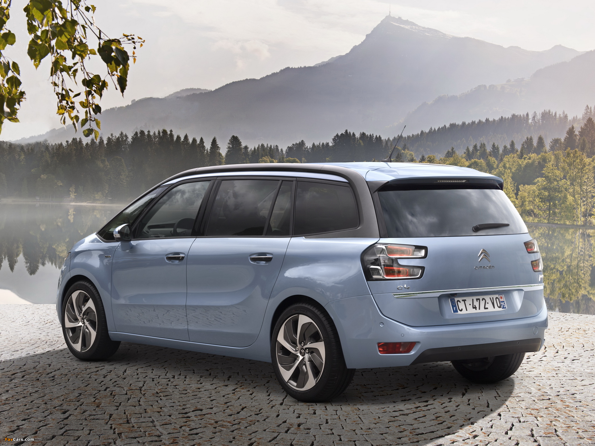 Citroën Grand C4 Picasso 2013 wallpapers (2048 x 1536)