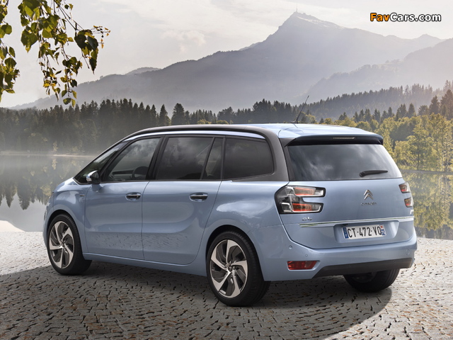 Citroën Grand C4 Picasso 2013 wallpapers (640 x 480)