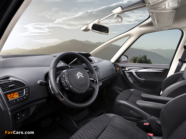 Citroën C4 Picasso 2010 wallpapers (640 x 480)