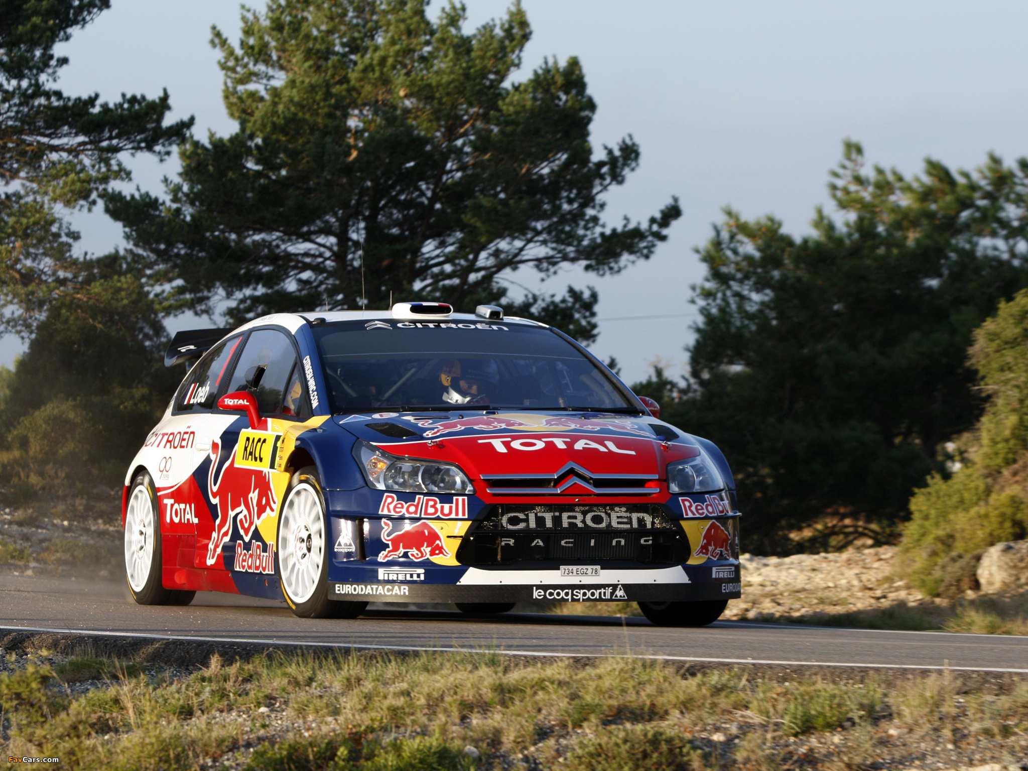 Citroën C4 WRC 2009–10 wallpapers (2048 x 1536)