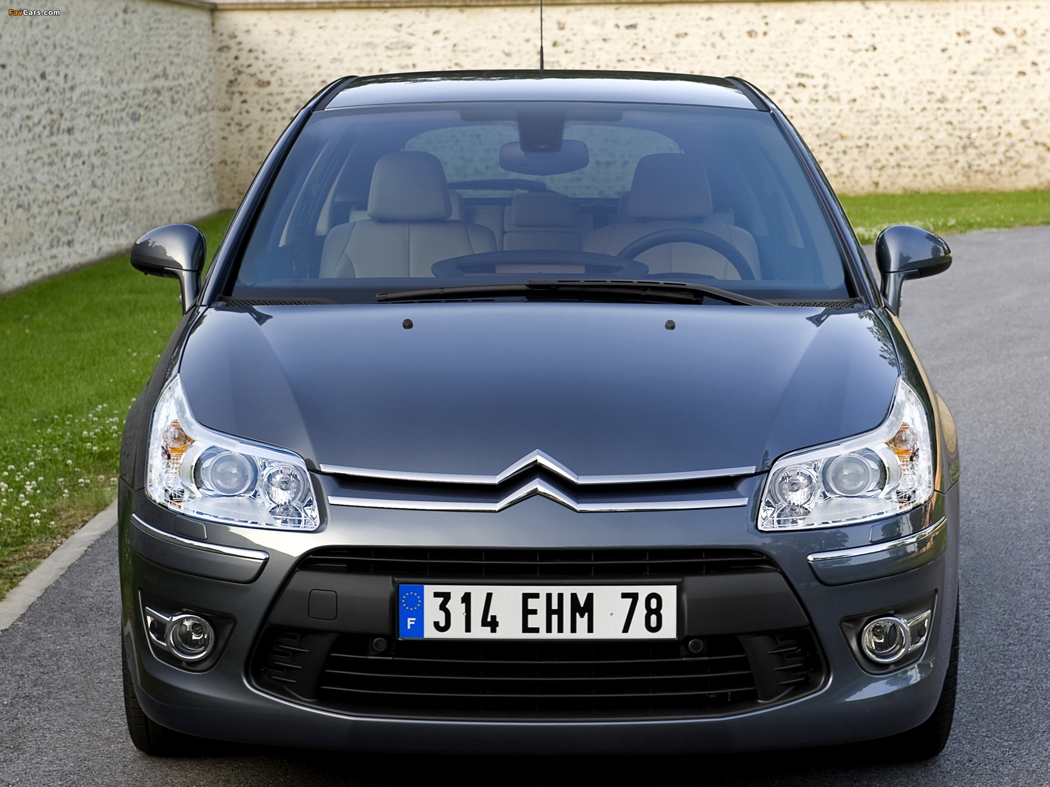 Images of Citroën C4 Berline 2008–11 (2048 x 1536)