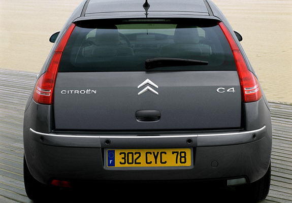 Photos of Citroën C4 Berline 2004–08