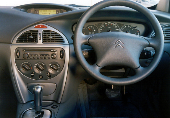Citroën C5 HDi AU-spec 2001–04 photos