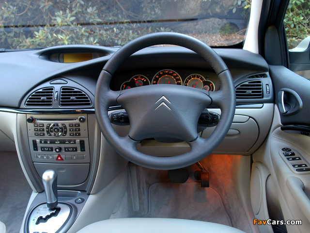 Images of Citroën C5 V6 AU-spec 2004–08 (640 x 480)