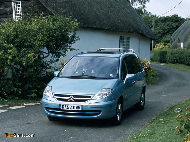 Photos of Citroën C8 UK-spec 2002–07 (640 x 480)