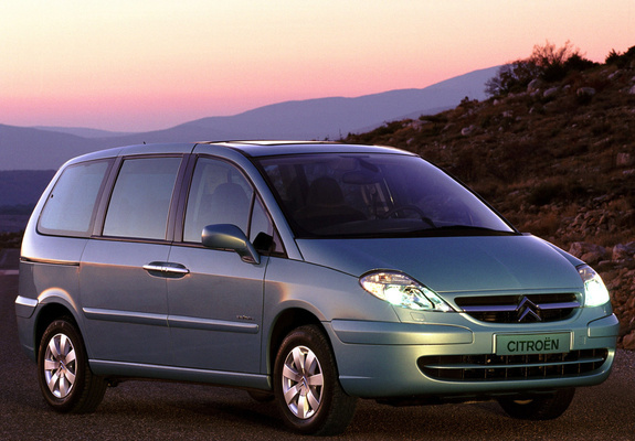 Citroën C8 2002–07 wallpapers