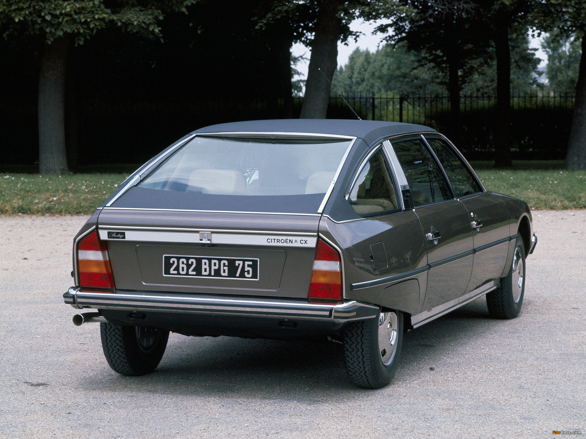 Photos of Citroën CX Prestige 1974–86 (2048 x 1536)