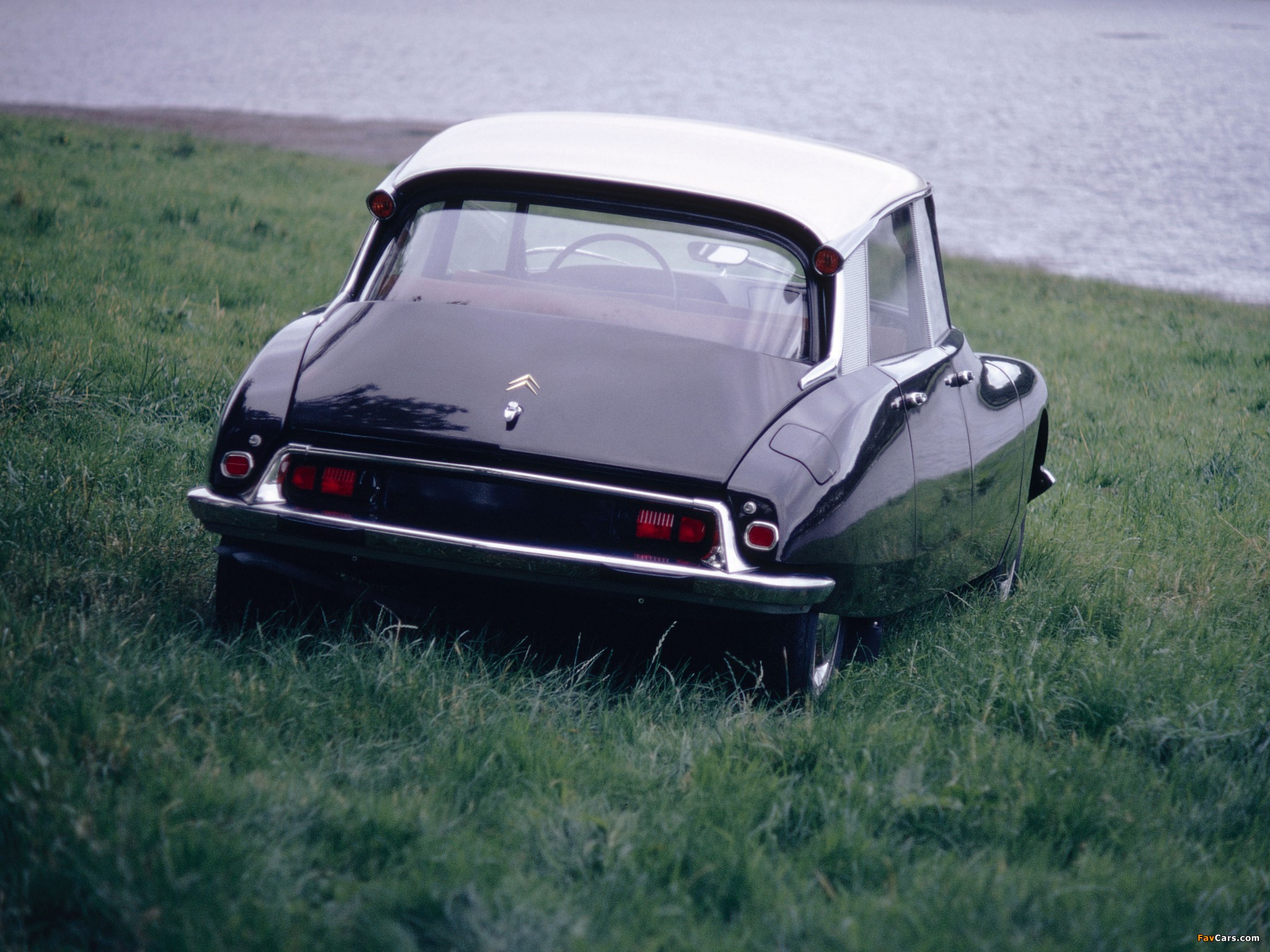 Citroën DS 21 Berline 1968–74 images (2048 x 1536)