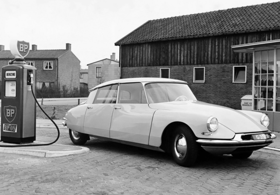 Photos of Citroën DS 19 1955–68