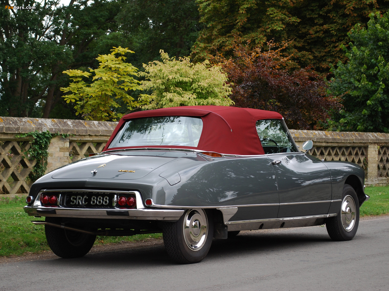 Photos of Citroën DS 21 Decapotable 1965–68 (1280 x 960)