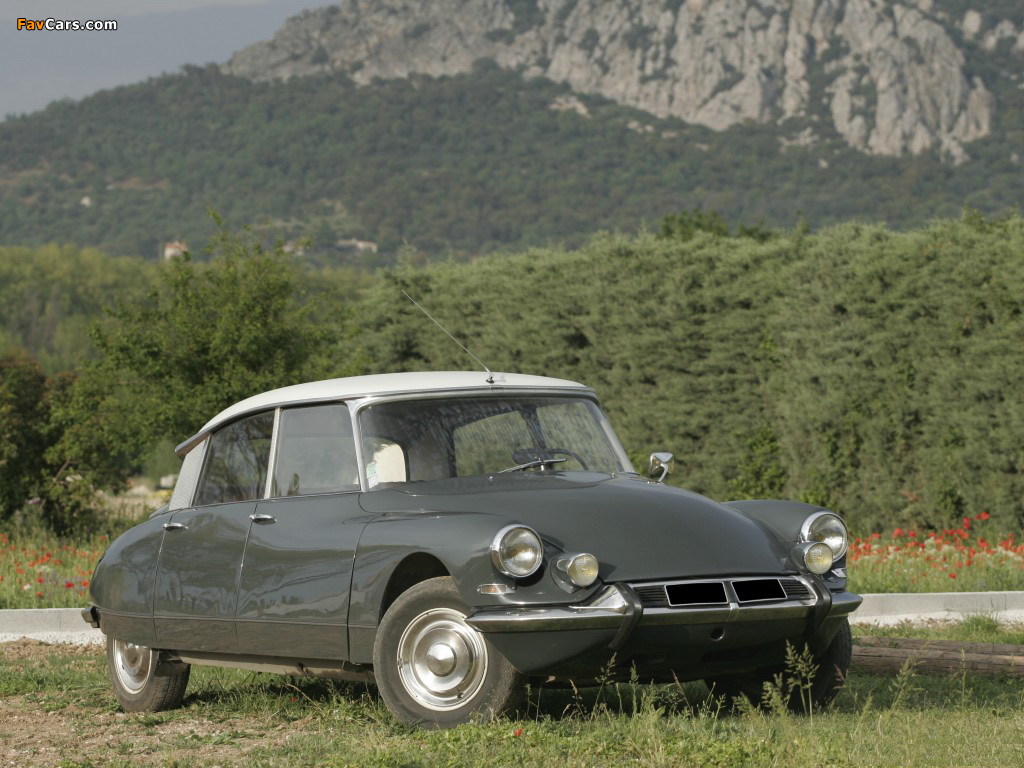 Photos of Citroën DS (1024 x 768)