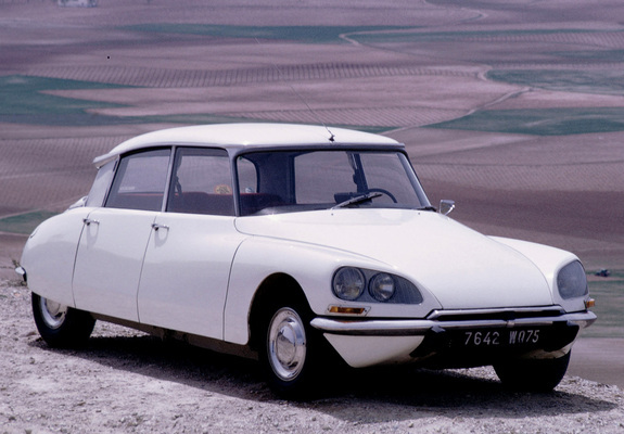 Pictures of Citroën DS 21 Berline 1968–74
