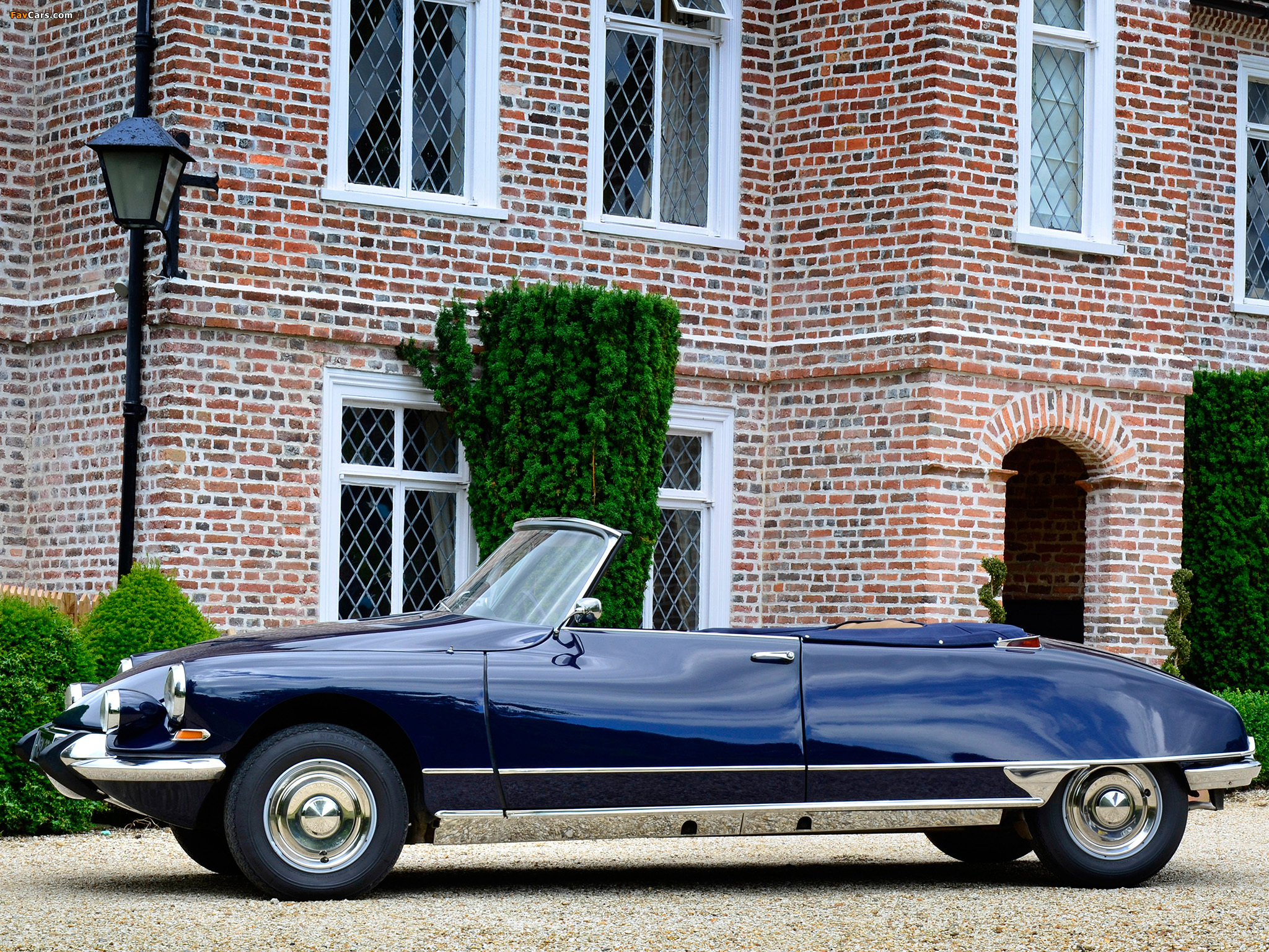 Citroën DS 19 Cabriolet UK-spec 1962–67 wallpapers (2048 x 1536)