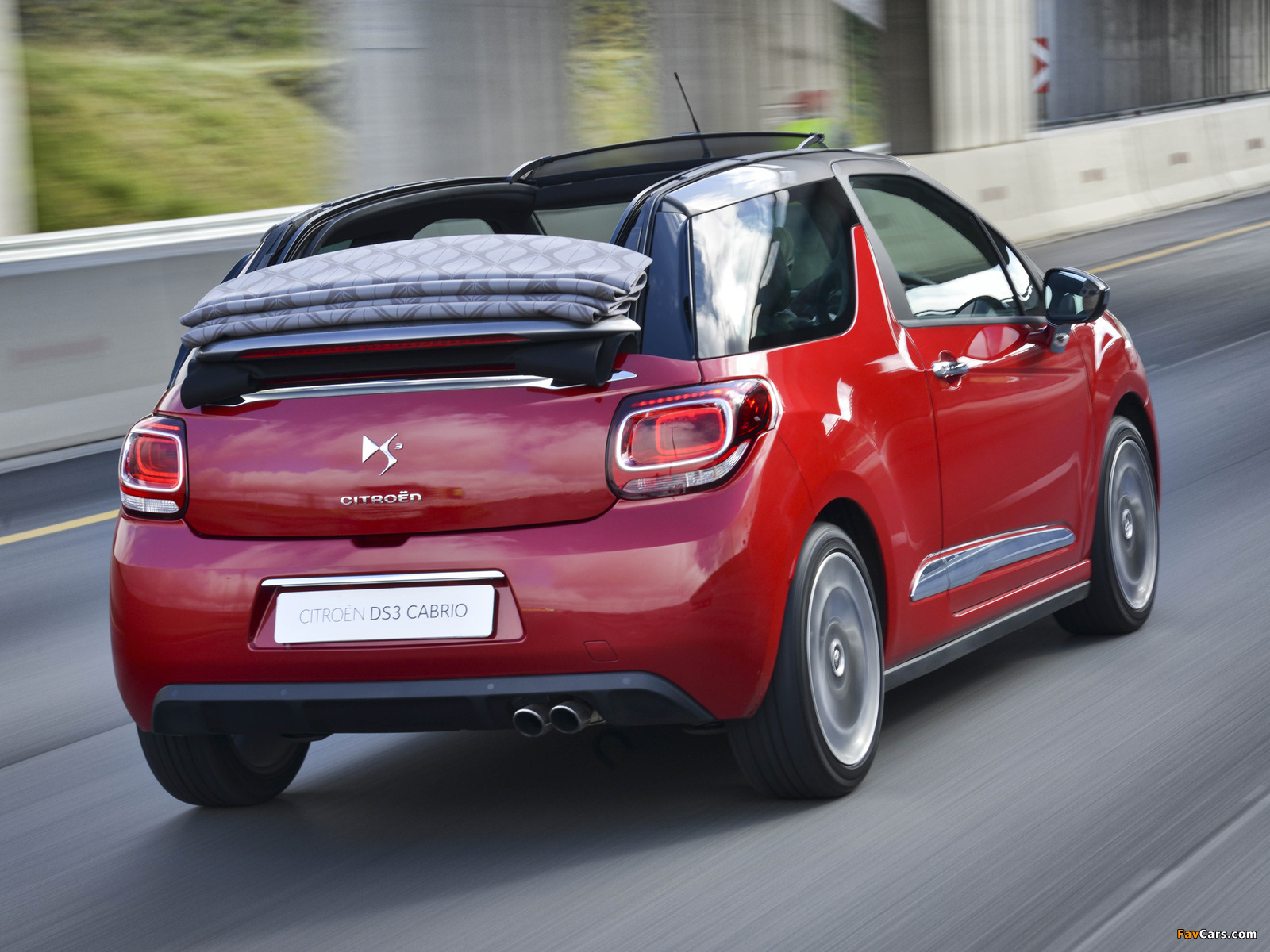 Citroën DS3 Cabrio ZA-spec 2013 pictures (1600 x 1200)