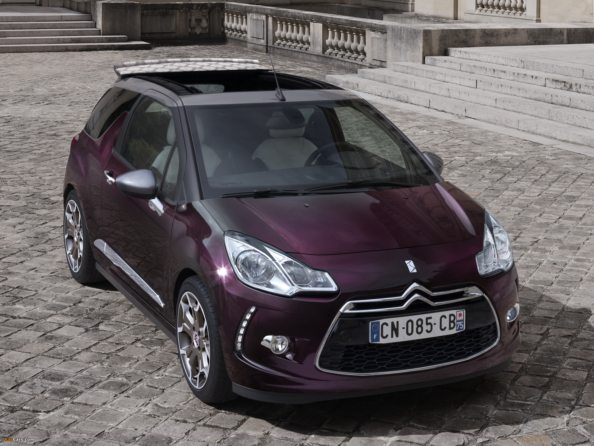 Photos of Citroën DS3 Cabrio Faubourg Addict 2013 (2048 x 1536)