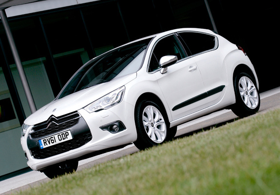 Citroën DS4 UK-spec 2010 pictures