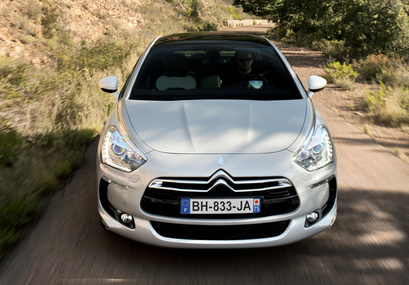 Pictures of Citroën DS5 HYbrid4 2011