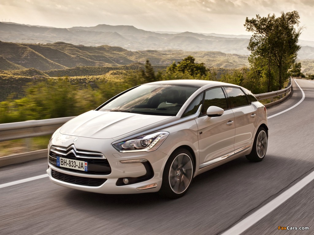 Pictures of Citroën DS5 HYbrid4 2011 (1024 x 768)