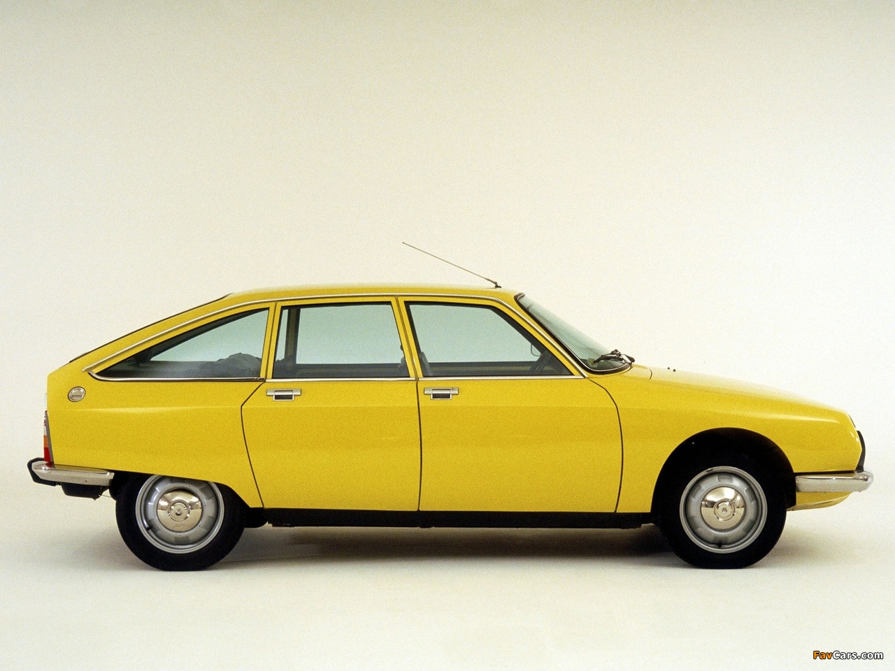 Photos of Citroën GS Special 1970–80 (1280 x 960)