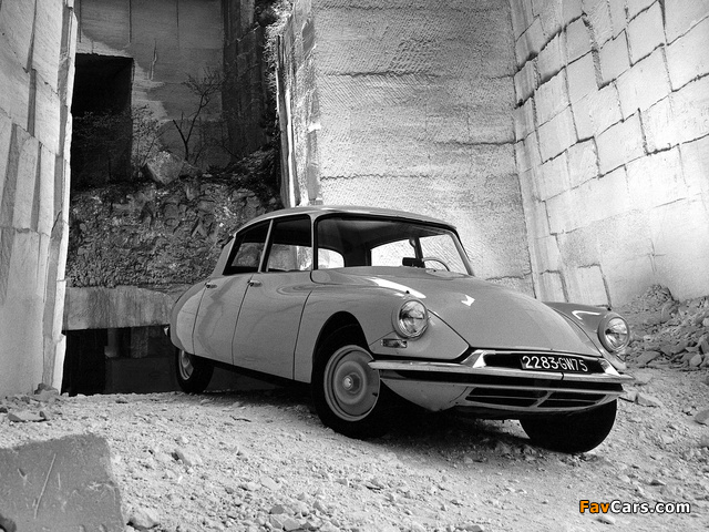 Citroën ID 19 Berline 1956–68 pictures (640 x 480)