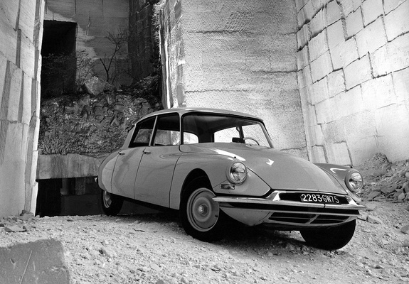 Citroën ID 19 Berline 1956–68 pictures
