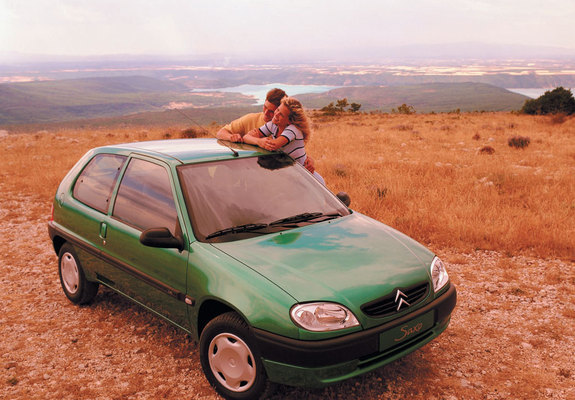 Images of Citroën Saxo 3-door 1999–2004