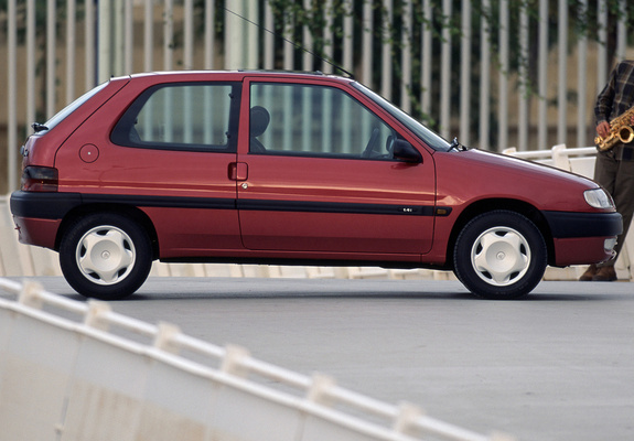 Photos of Citroën Saxo 3-door 1996–99