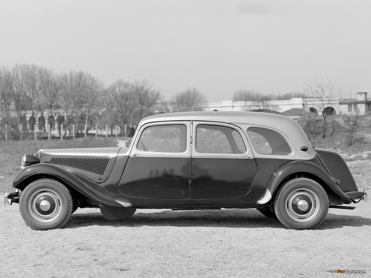 Citroën Traction Avant Familiale Taxi (11) 1954–57 images (1280 x 960)