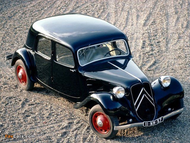 Photos of Citroën Traction Avant 1934–57 (640 x 480)