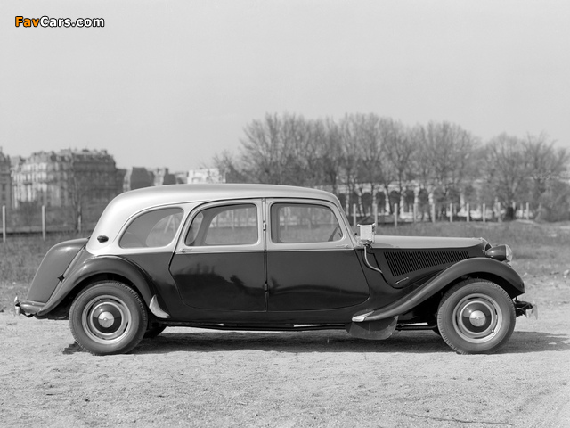 Photos of Citroën Traction Avant Familiale Taxi (11) 1954–57 (640 x 480)