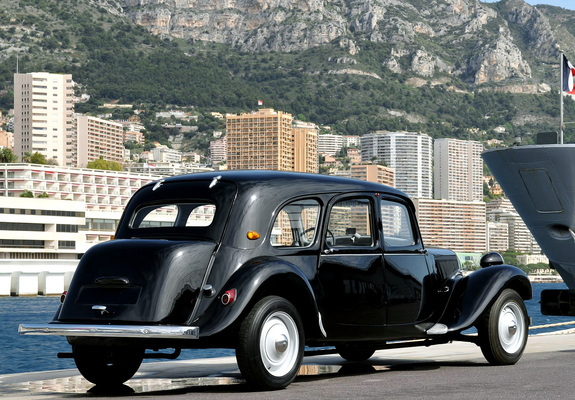 Pictures of Citroën Traction Avant Commerciale (11) 1954–57