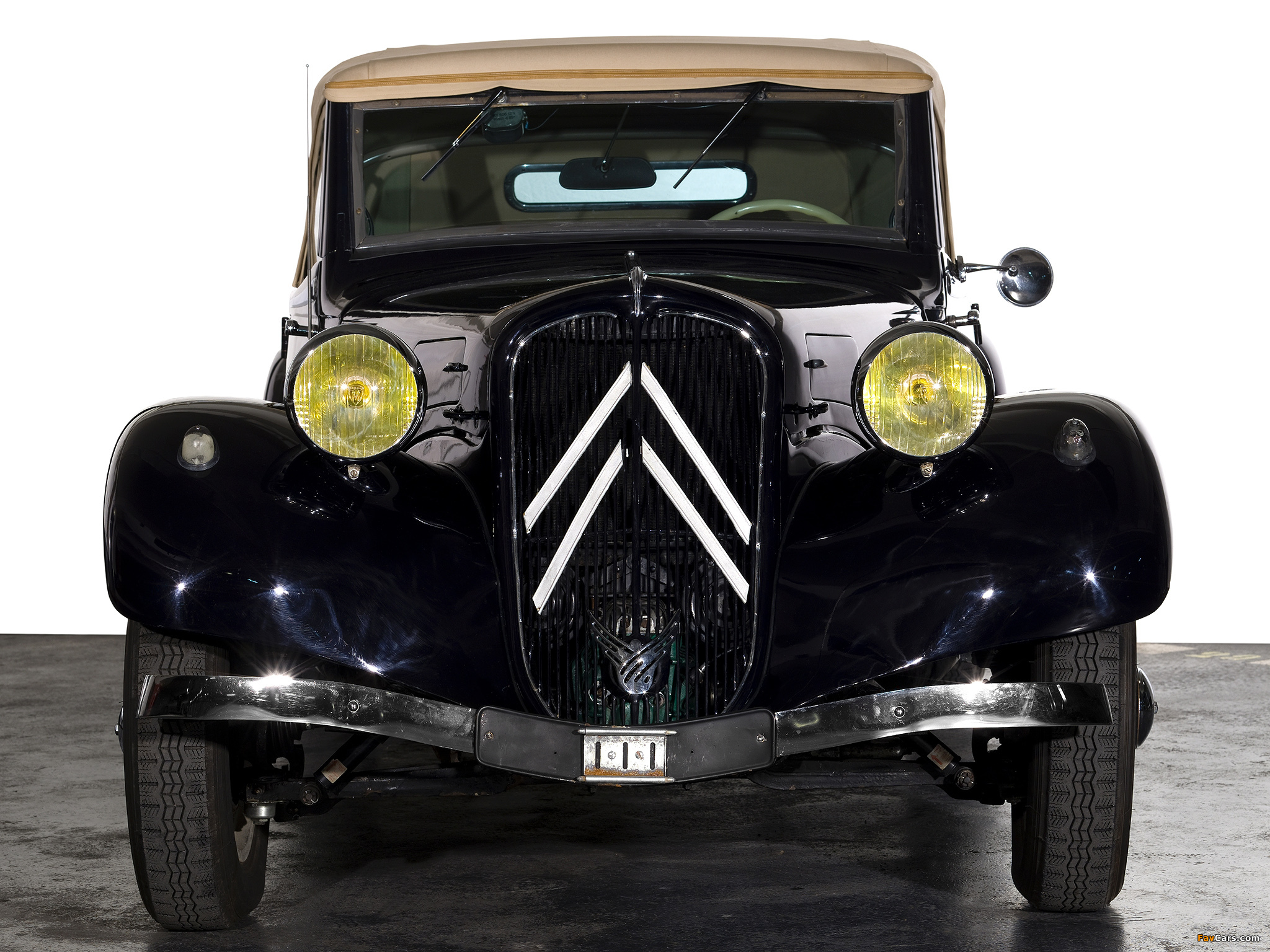 Citroën Traction Avant Cabrio 1934–57 wallpapers (2048 x 1536)