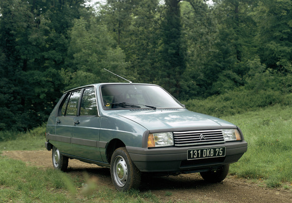 Pictures of Citroën Visa 1982–88
