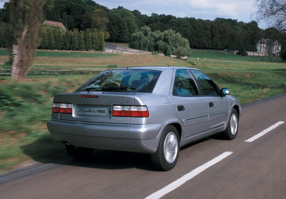 Citroën Xantia 1997–2002 pictures