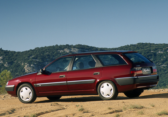 Photos of Citroën Xantia Break 1995–97