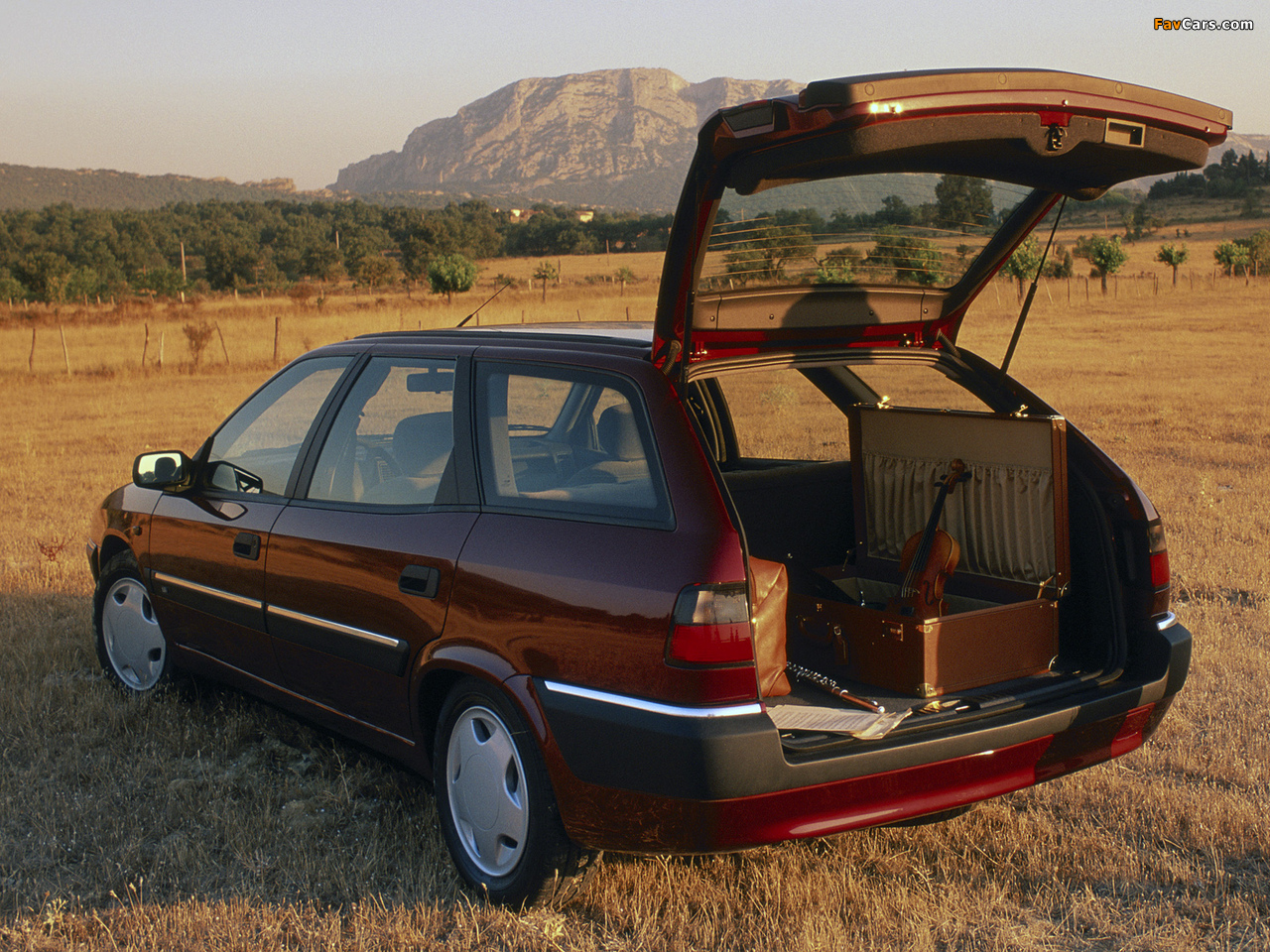 Citroën Xantia Break 1995–97 wallpapers (1280 x 960)