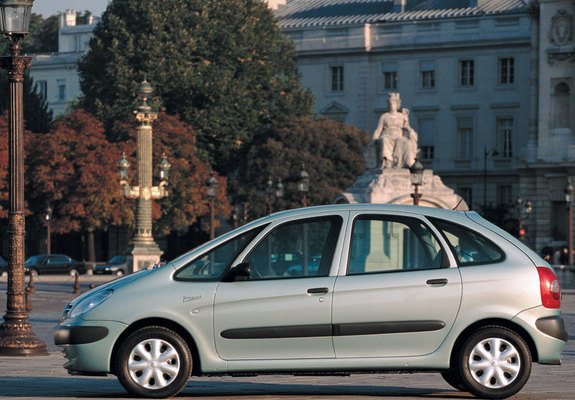 Images of Citroën Xsara Picasso 1999–2004