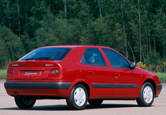 Citroën Xsara Hatchback 1997–2000 images