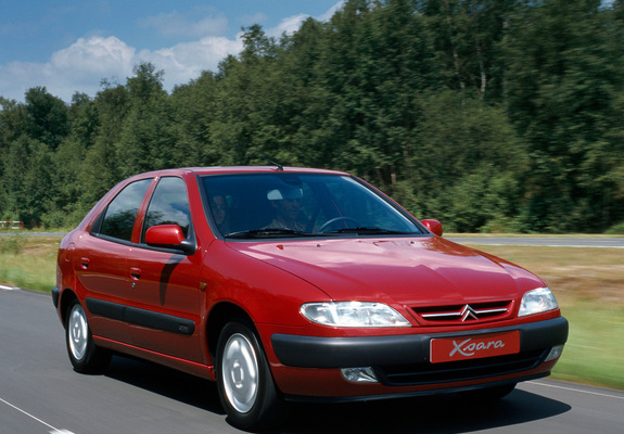 Citroën Xsara Hatchback 1997–2000 photos
