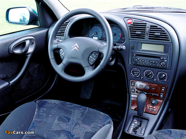 Citroën Xsara VTS 2000–03 photos (640 x 480)