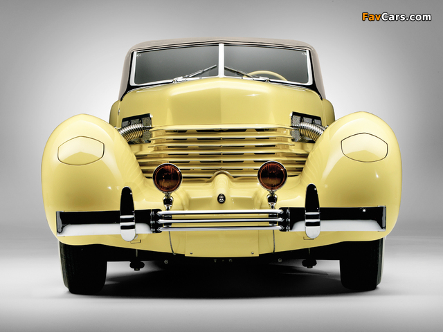 Cord 812 SC Convertible Coupe 1937 wallpapers (640 x 480)