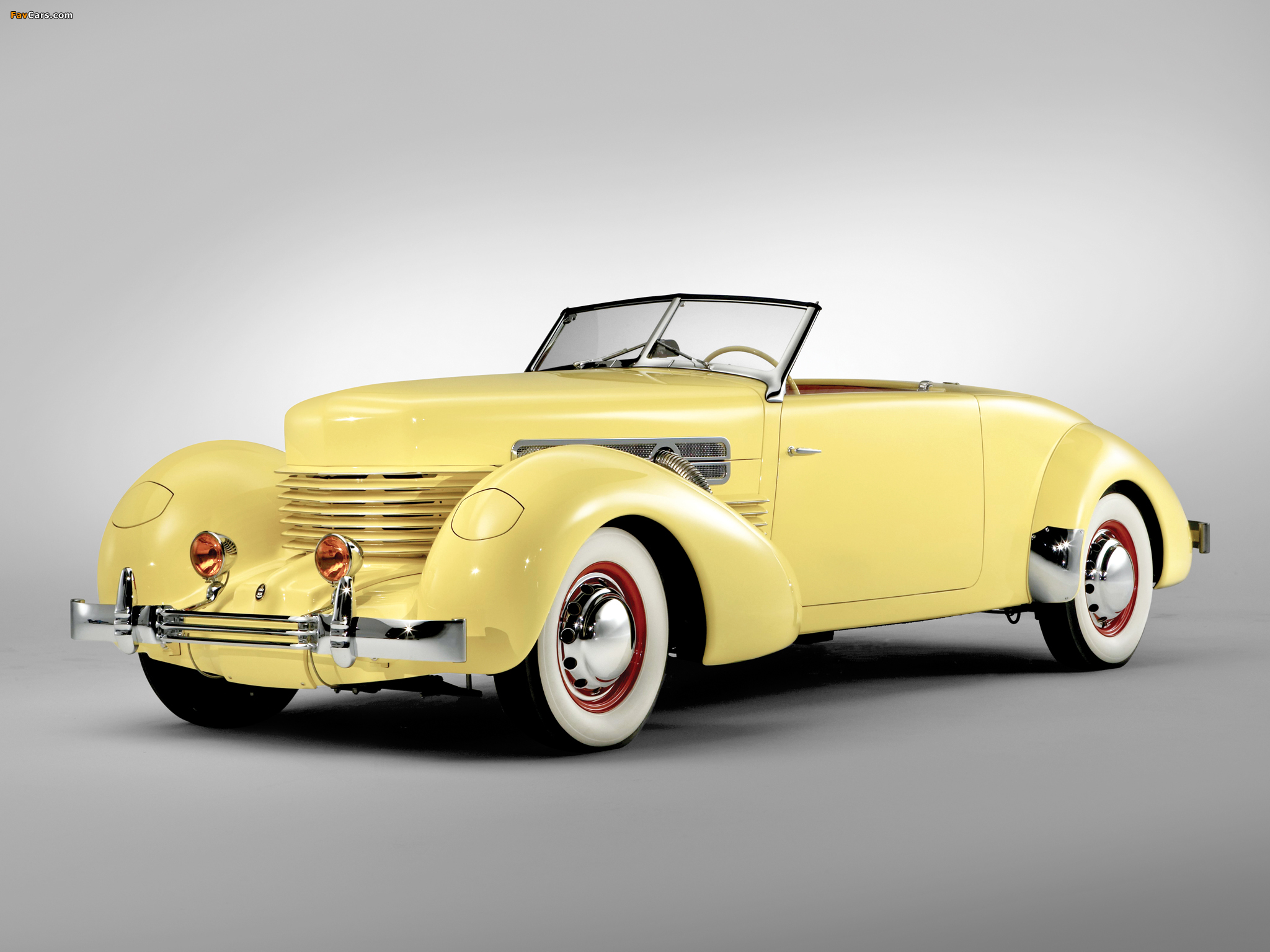 Photos of Cord 812 SC Convertible Coupe 1937 (2048 x 1536)